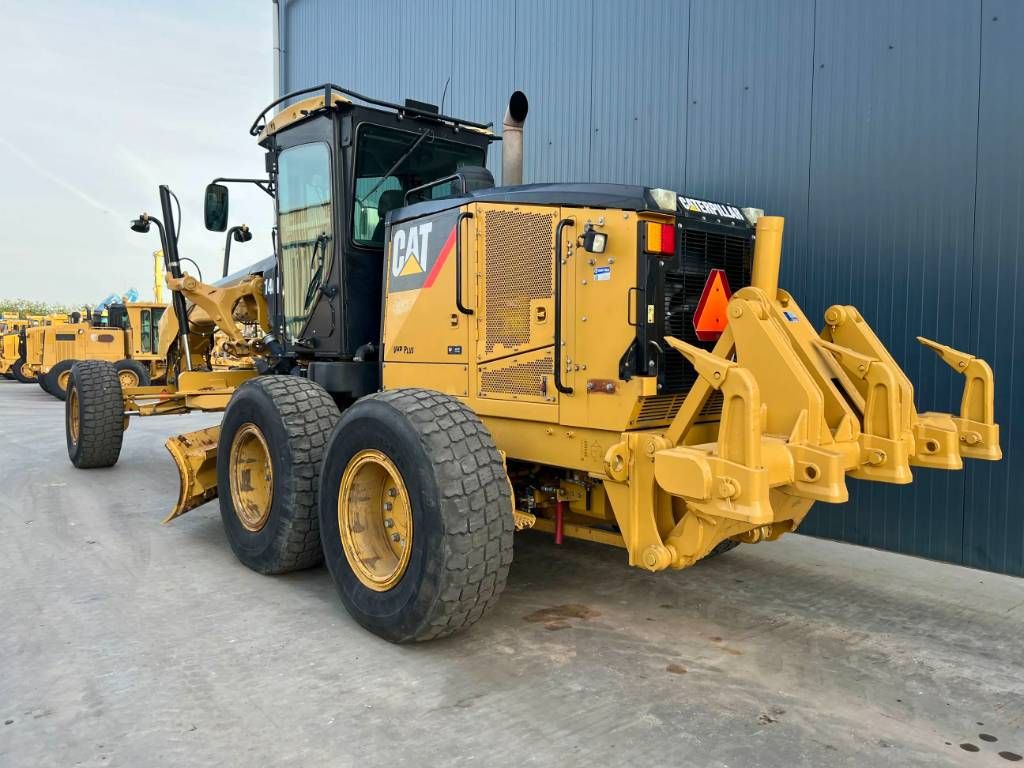 CAT 140M