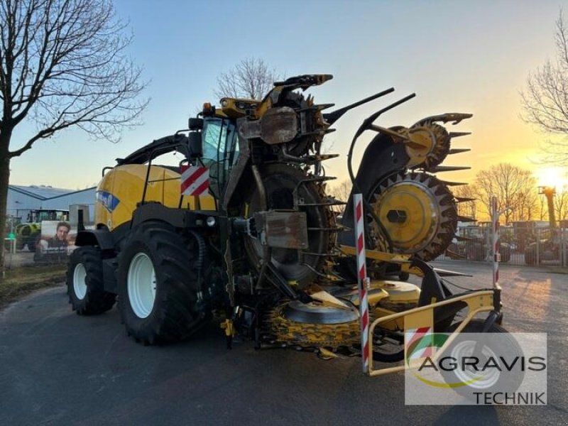 New Holland FR 700