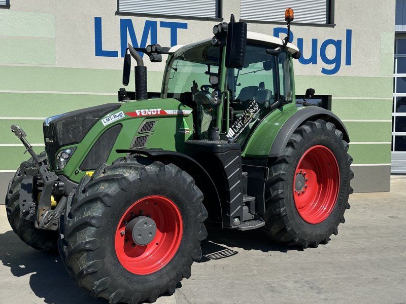 Fendt 718 Vario S4 Profi-Plus