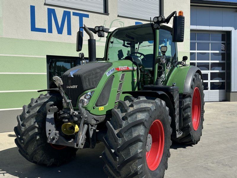 Fendt 718 Vario S4 Profi-Plus