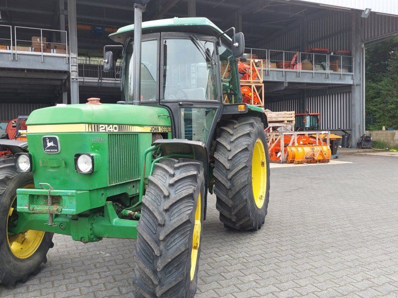 John Deere 2140A