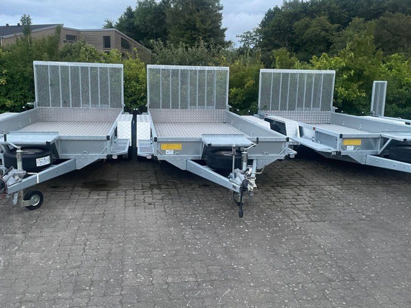 Variant 3518 M4
