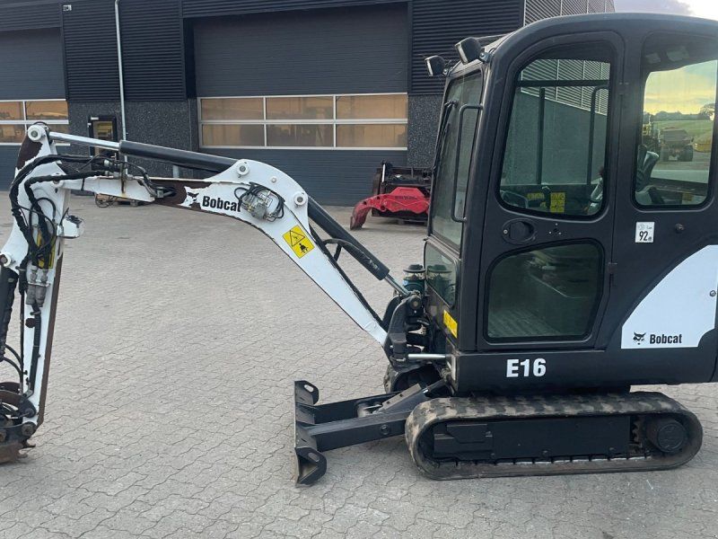 Bobcat E16