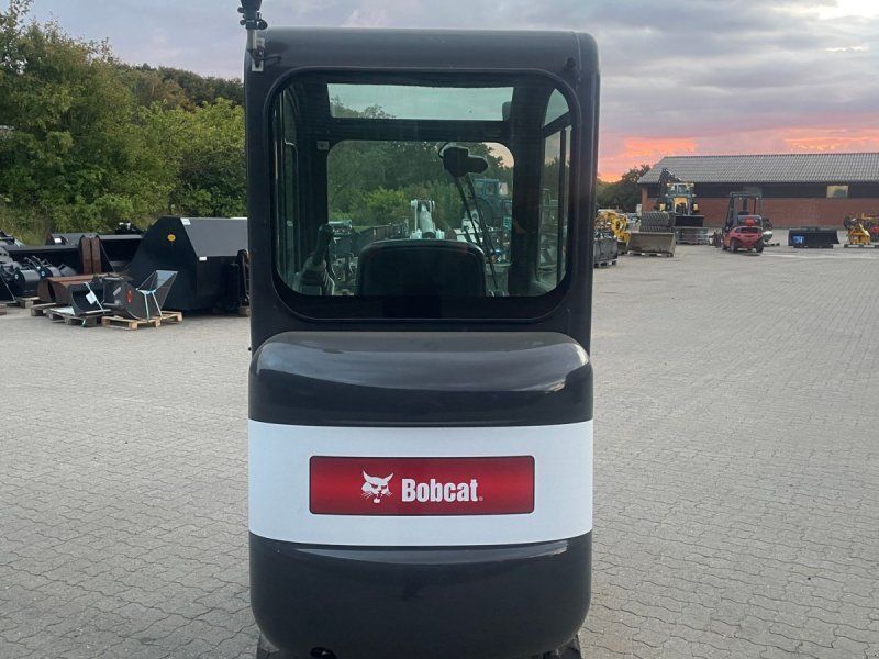 Bobcat E16