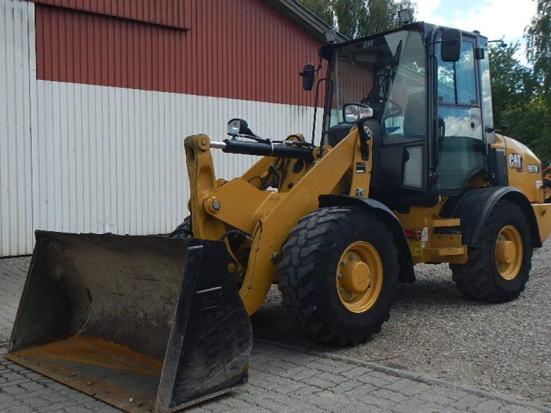 Cat 907 M