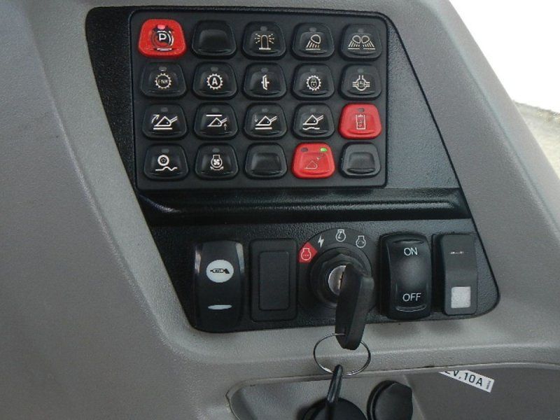 New Holland W170D LR Long Reach