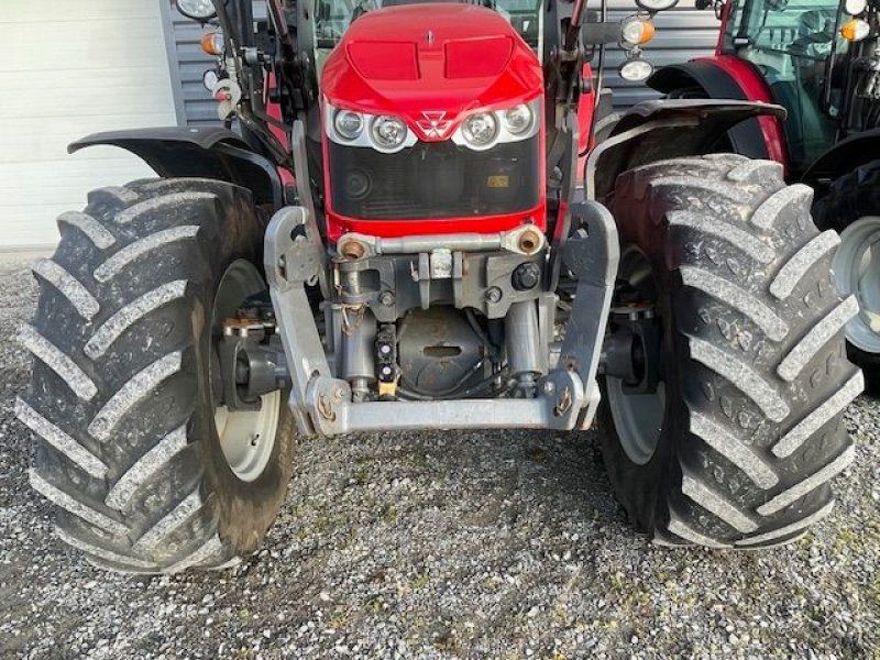 Massey Ferguson 5612 DYNA 6