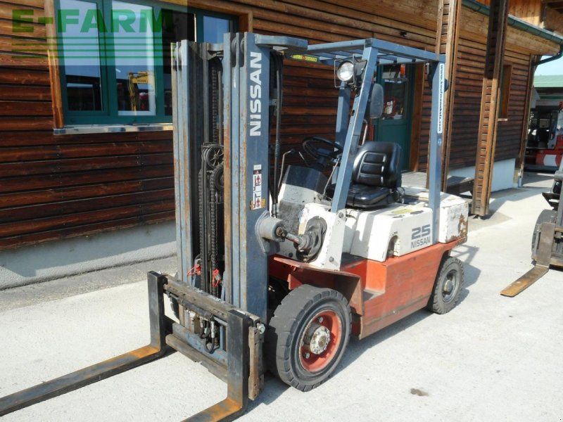 Nissan fj02a25u triplex 4,3m + seitenschieber