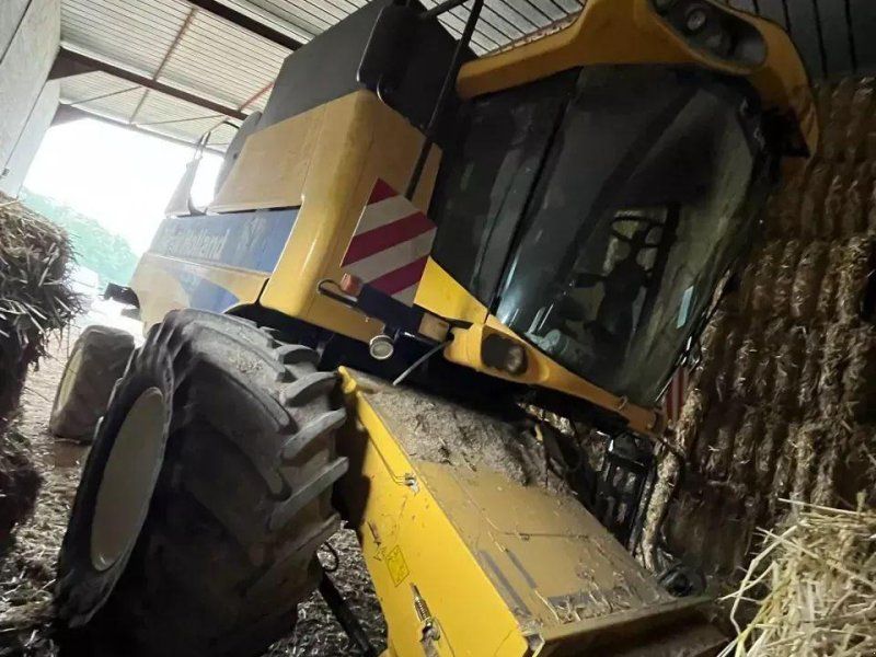 New Holland csx 7070