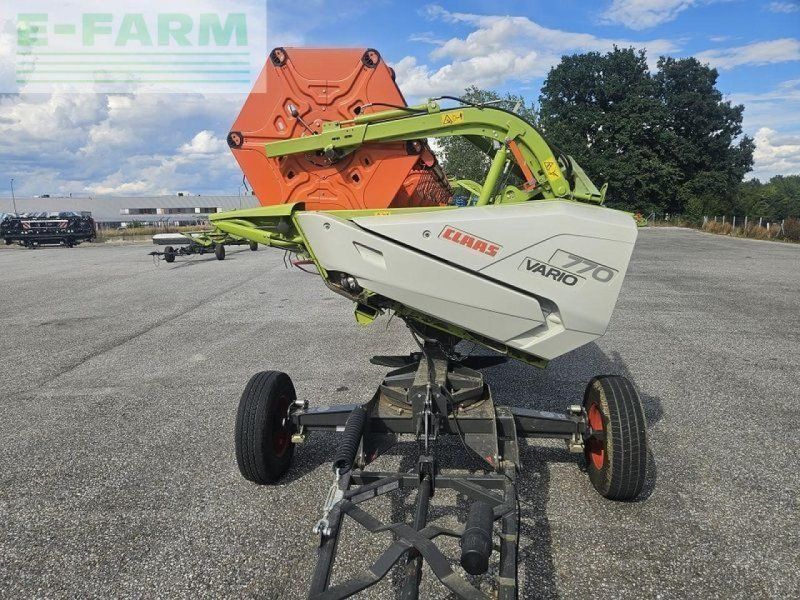 Claas vario 770 + rapstrenner + transportwagen