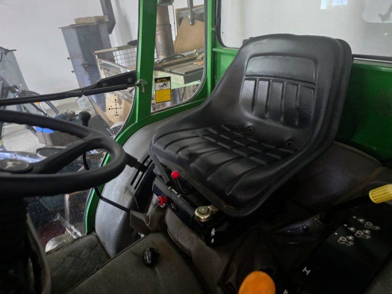 John Deere 4110