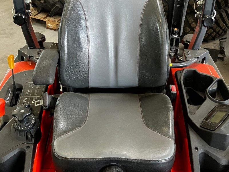 Kubota ZD1211