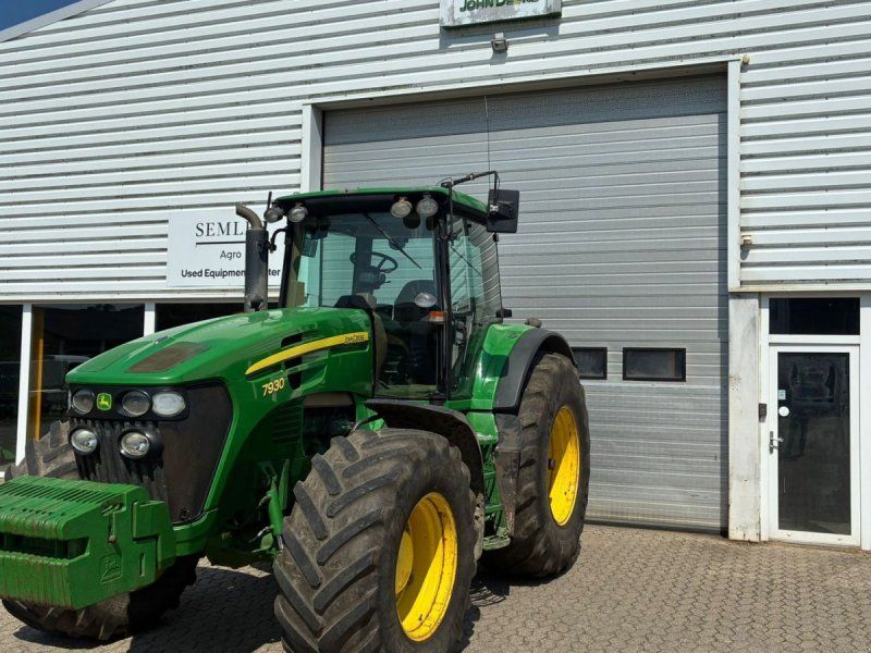 John Deere 7930