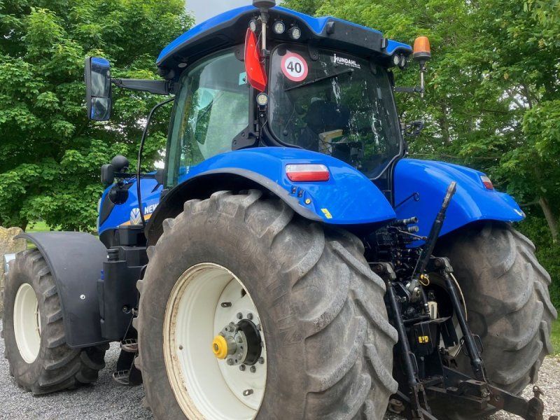 New Holland T7.230