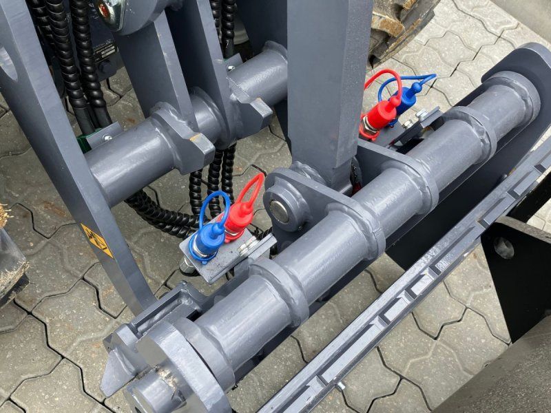 Eurotrac W12S