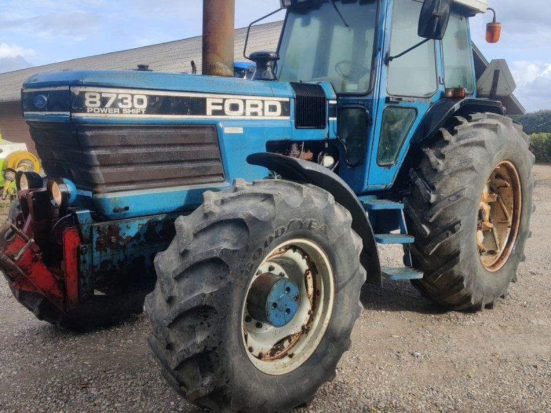 Ford 8730 m. frontlift 8730