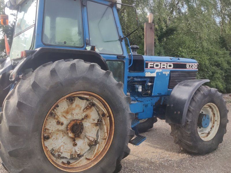 Ford 8730 m. frontlift 8730