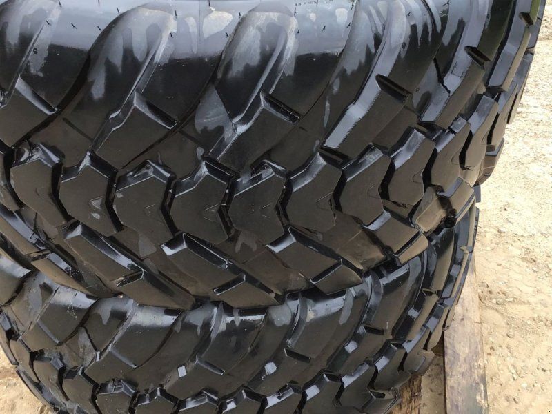 Michelin 650/65 30.5