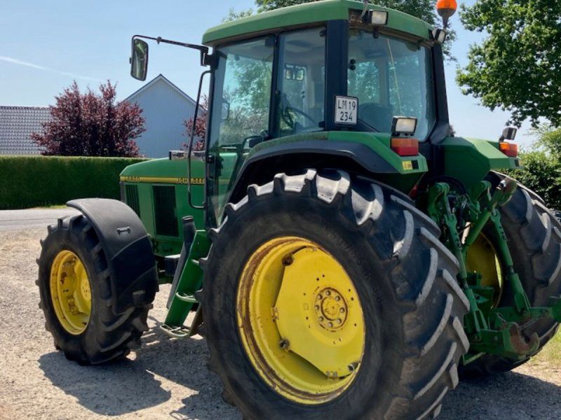 John Deere 6800