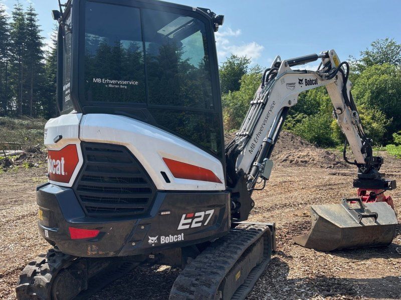 Bobcat E27