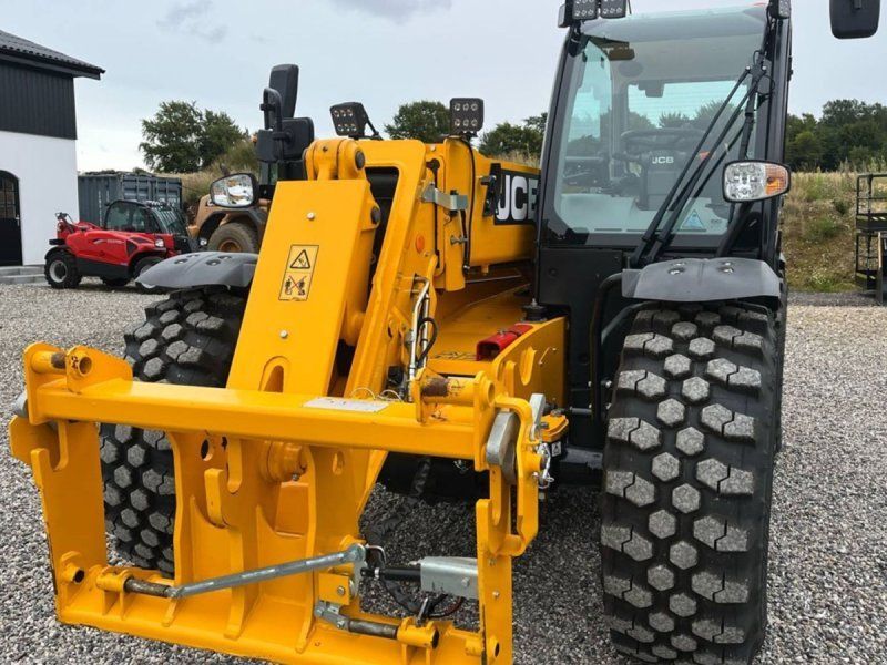 JCB 542-70 AGRI XTRA