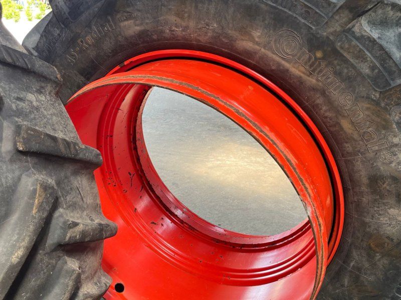 AP 520/85R42