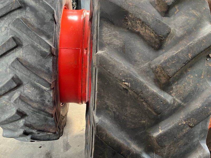 AP 520/85R42