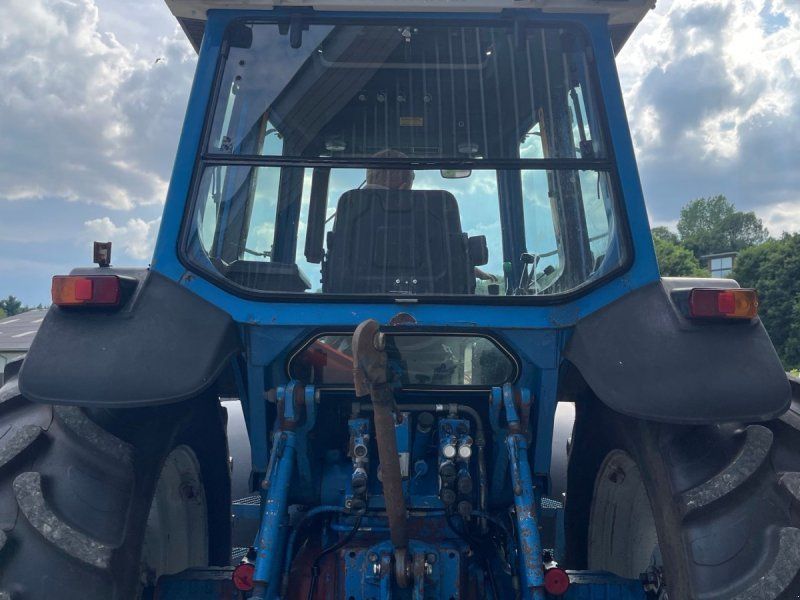 Ford 8630 Powershift