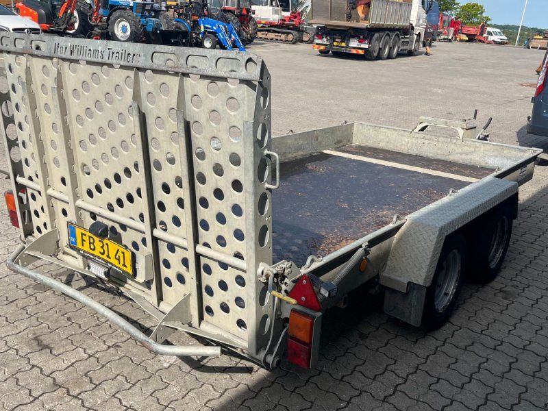 Ifor Williams GH 126 Maskin