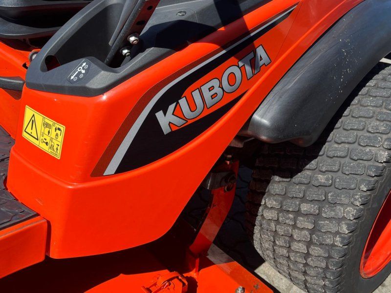 Kubota ZD1211 ZD1211 ZeroTurn