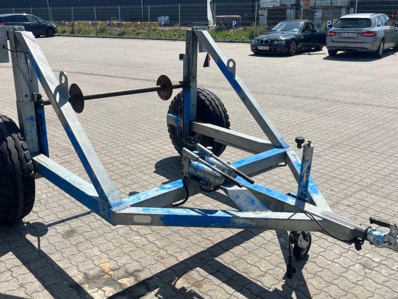 Kabel  med hydraulisk løft.