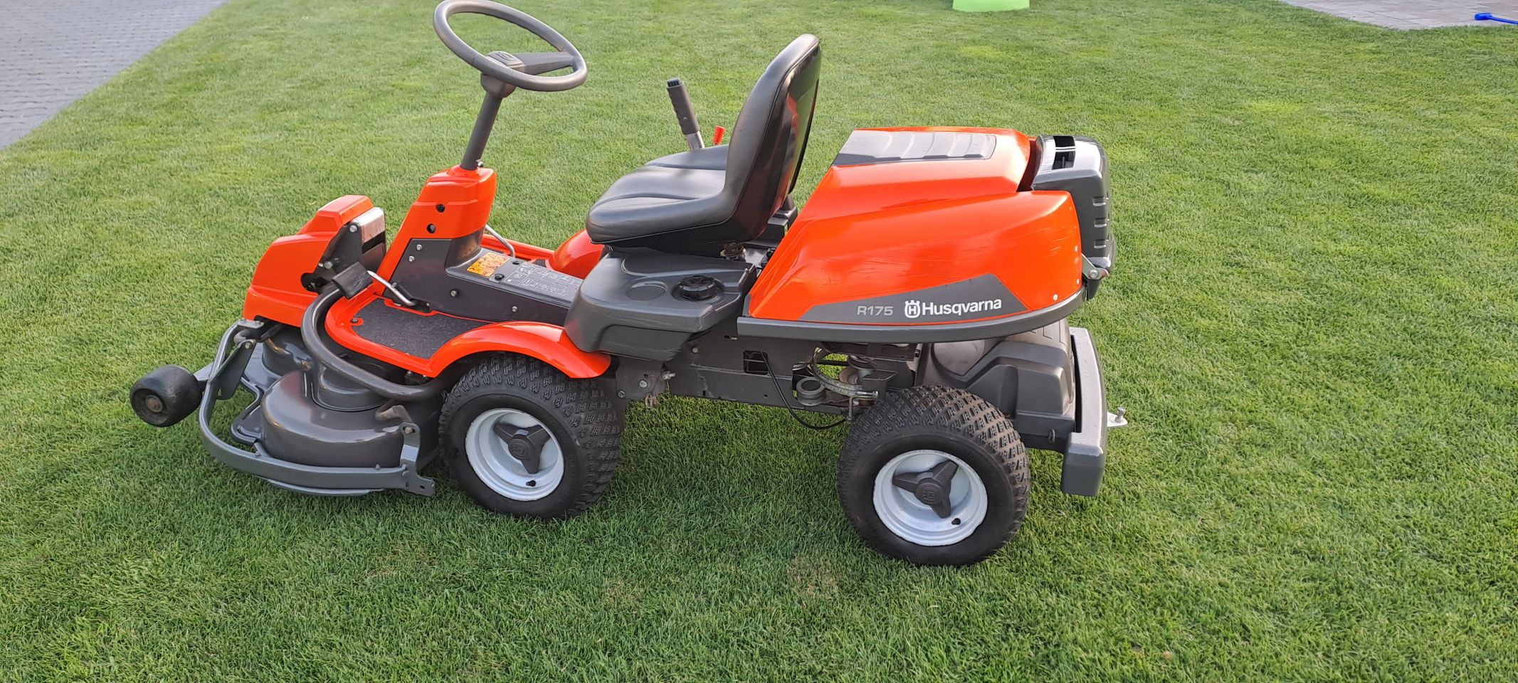 Husqvarna rider R175 hydrostaat Nieuw maaidek 17.5 pk