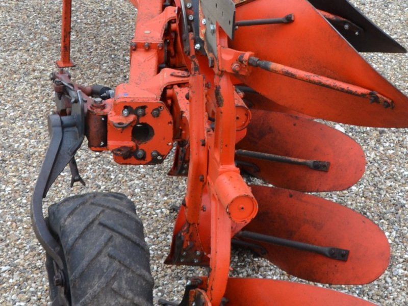 Kuhn Vari-Master 121 NSH 4 furet SK  Stor dybdehjul, 90 cm gennemgang