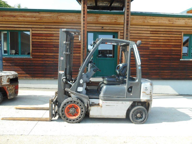 Nissan Y1D2A25Q Tripl 4,9m + SS