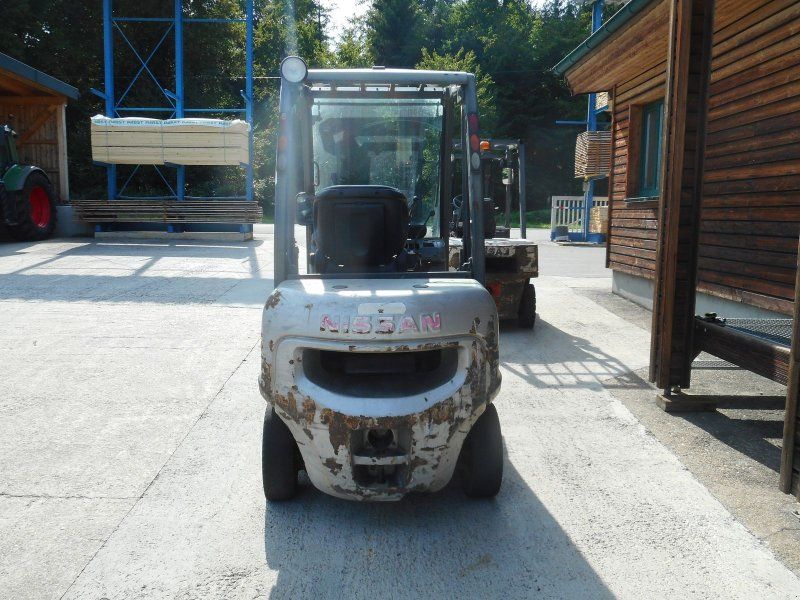 Nissan Y1D2A25Q Tripl 4,9m + SS