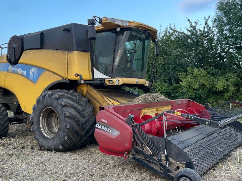 New Holland CX 8070 CX8070