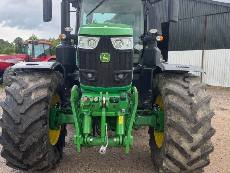 John Deere 6230R