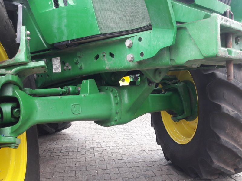 John Deere 6150M