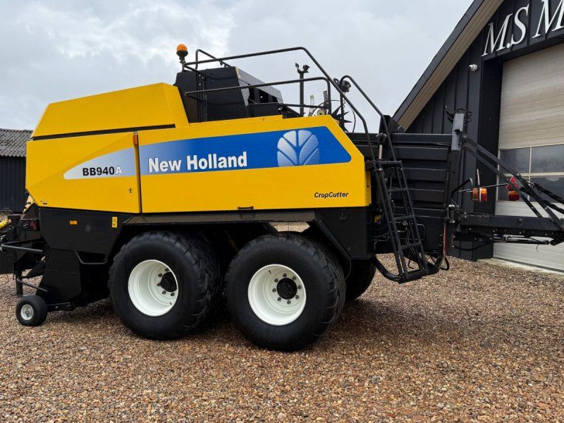 New Holland BB940A