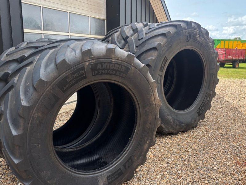Michelin 900/65R46 & 710/60R38