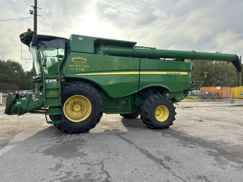 John Deere S770S STS NY PRIS!!! Incl. Skærebord  630R. Importeret fra USA