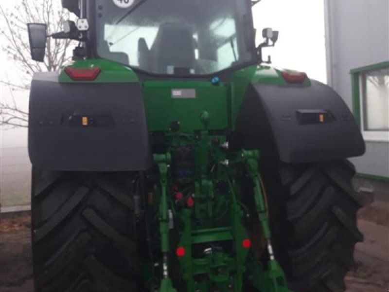 John Deere 8R340 Kun 350 Timer! Active Seat. GPS. StarFire. RTK. Signature