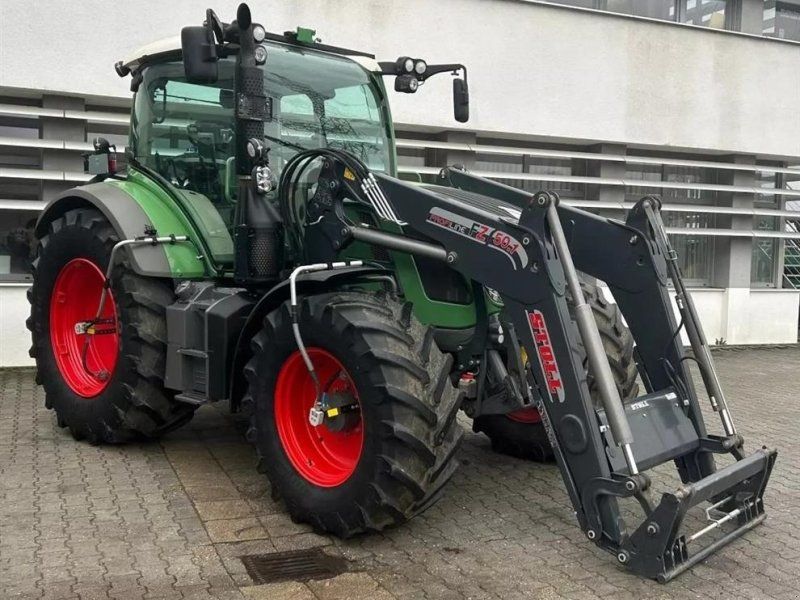 Fendt 516 Frontlæsser. Front PTO. GPS klar. Vario. 40 km/t.  Ring til