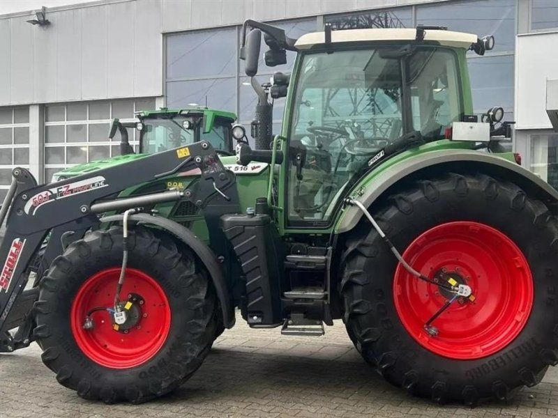 Fendt 516 Frontlæsser. Front PTO. GPS klar. Vario. 40 km/t.  Ring til