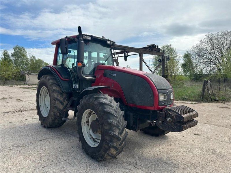Valtra T 171 Ring til Ulrik for mere info på 40255544. Jeg snakker Jysk