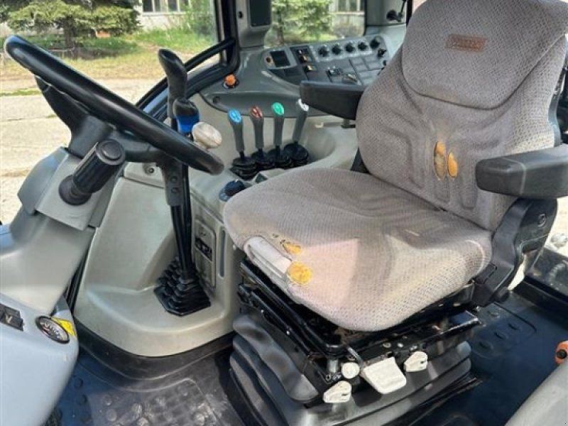 Valtra T 171 Ring til Ulrik for mere info på 40255544. Jeg snakker Jysk