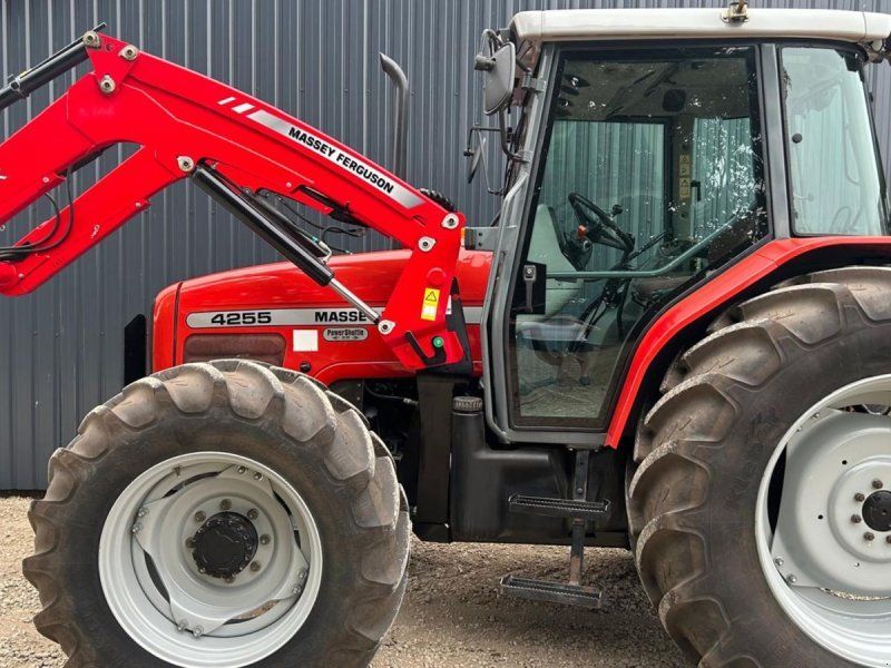 Massey Ferguson 4255 med  946 X læsser
