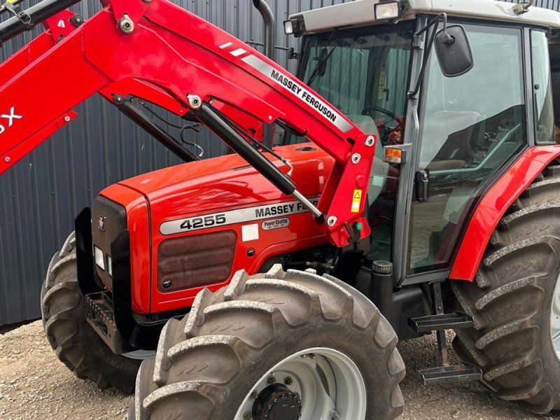 Massey Ferguson 4255 med  946 X læsser