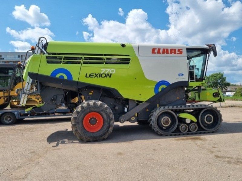 Claas LION 770 TT Incl. Vario skærebord V900. Terra Track 635 mm. CM