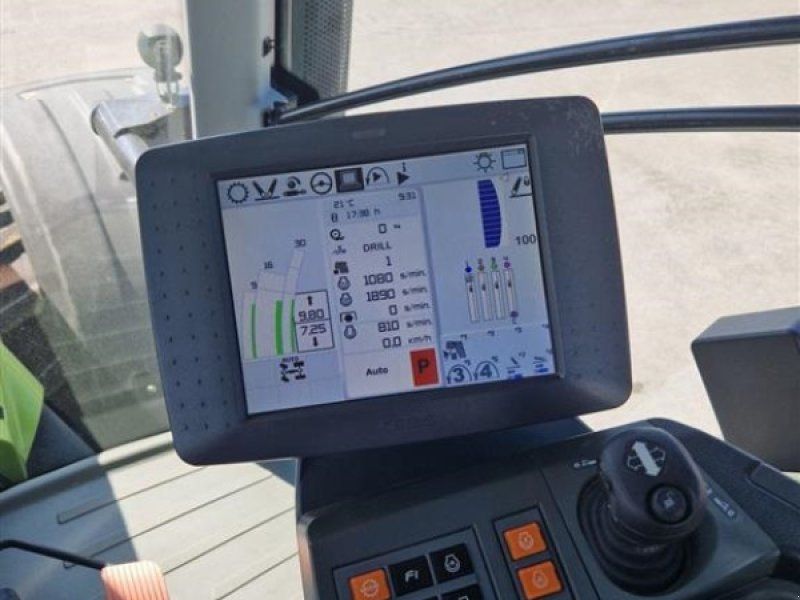Claas Axion 950 CMatic GPS. Auto Steer. CEBIS Terminal S10. Front lift